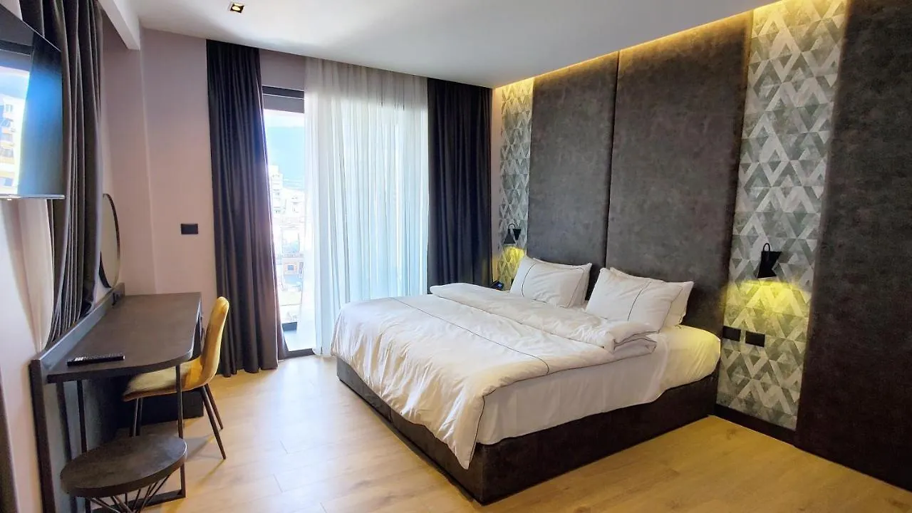 Starlight Hotel Tirana