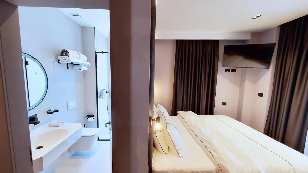Starlight Hotel Tirana