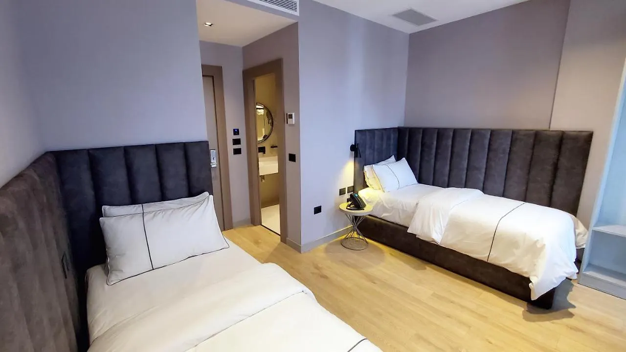 Starlight Hotel Tirana 4*,  Albania