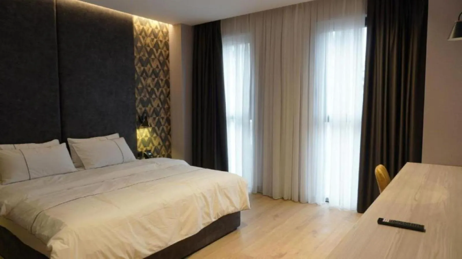 Starlight Hotel Tirana Albânia